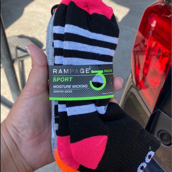 30 PAIRS LOT - Picture 4 of 5